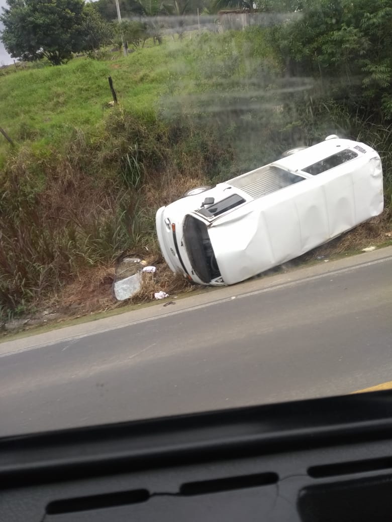 Capotamento é registrado na SC-370