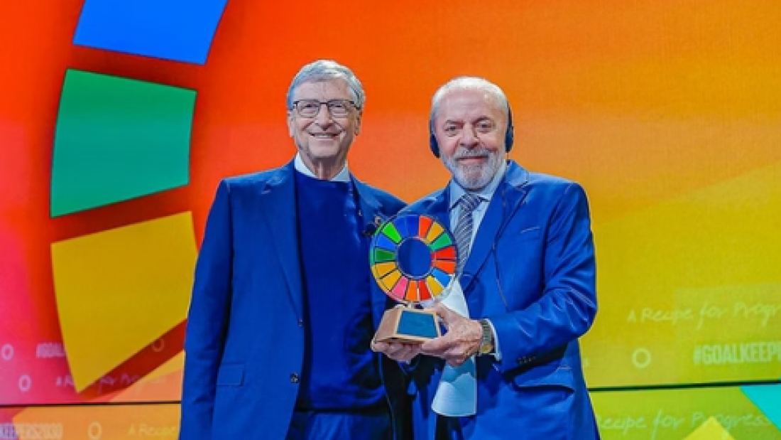 (Vídeo) Lula recebe prêmio de Bill Gates por atuação no combate à fome