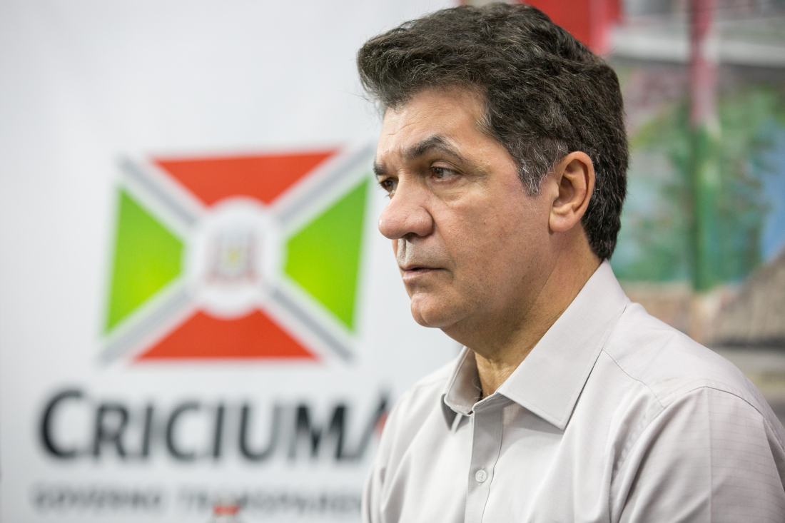 Justiça solta Clésio Salvaro após 23 dias preso por esquema com funerárias