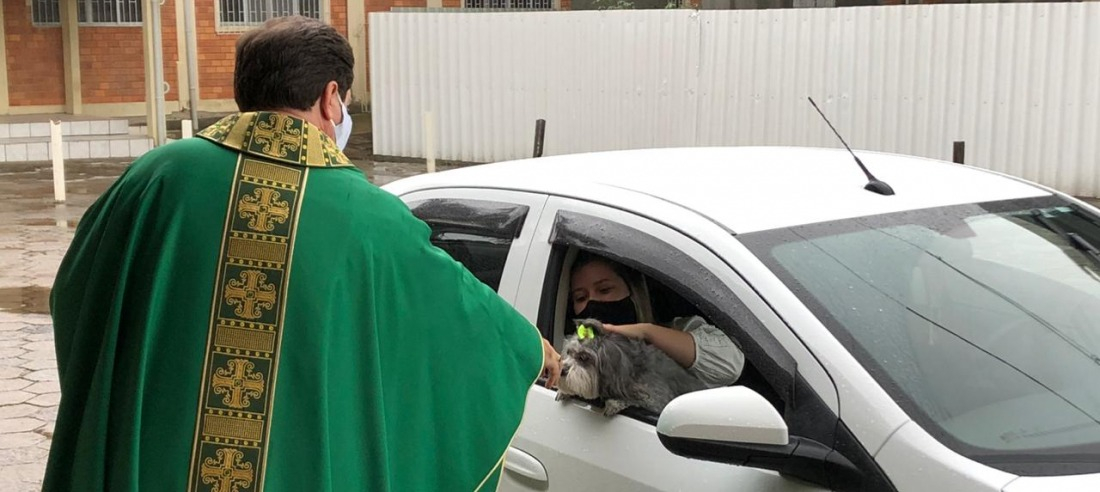 Bênçãos dos animais acontece nesta sexta-feira (4) no bairro Passagem
