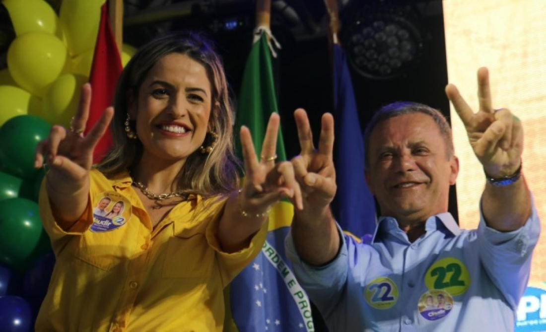 Claudir e Samira, do PL, vencem eleição apertada em Capivari de Baixo