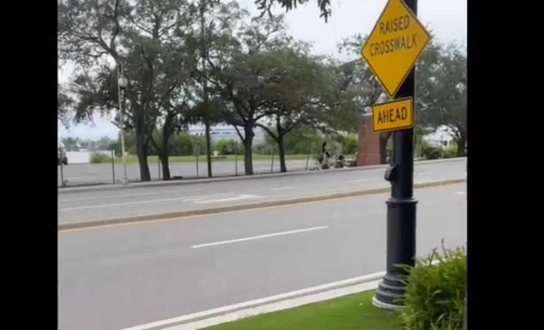 Vídeos mostram que Tampa na Flórida virou 'cidade fantasma' com a aproximação de Furacão Milton