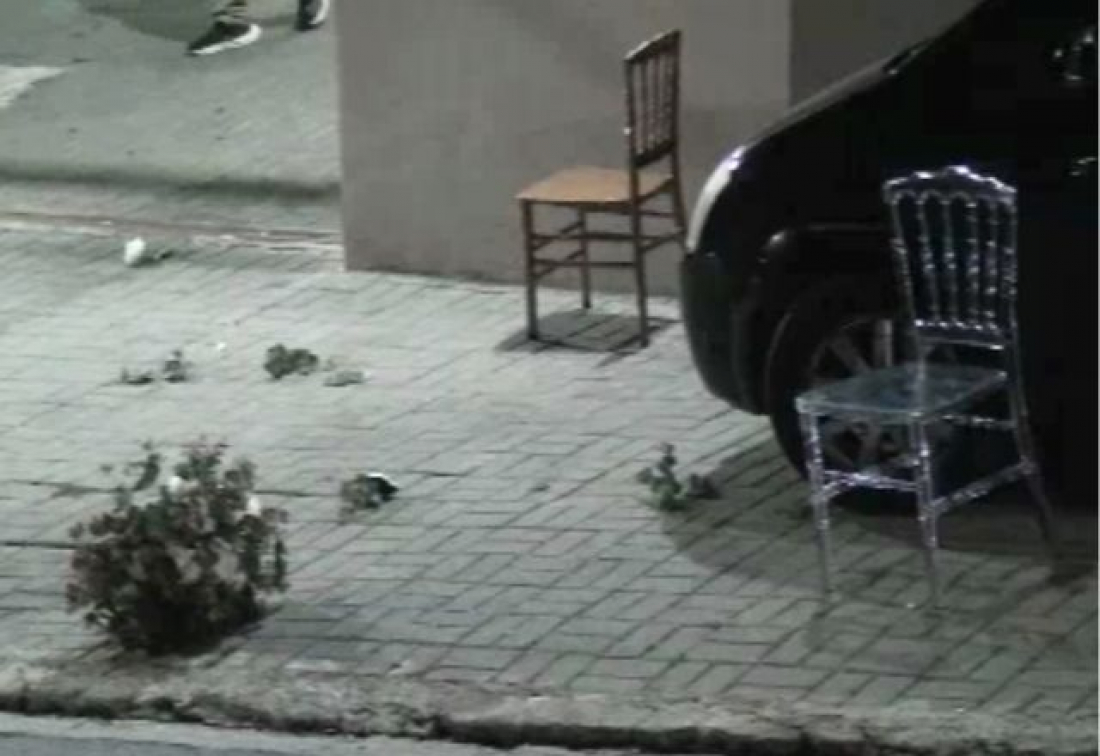 Homem invade casamento organizado pela ex-esposa, saca arma e faz convidados reféns