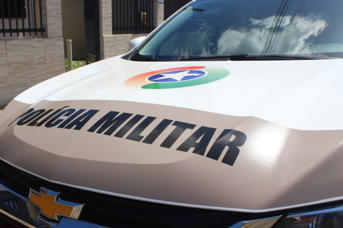 Mulher é presa após furtar celular em mercado de Tubarão