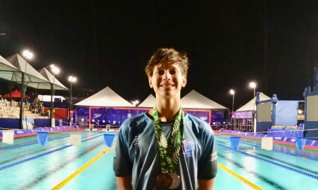 Jovem atleta tubaronense conquista duas pratas e um bronze no Troféu Chico Piscina, em SP