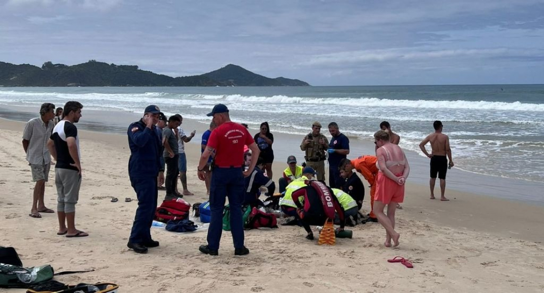 Pai e filho morrem afogados na praia de Bombinhas nesta sexta (18)