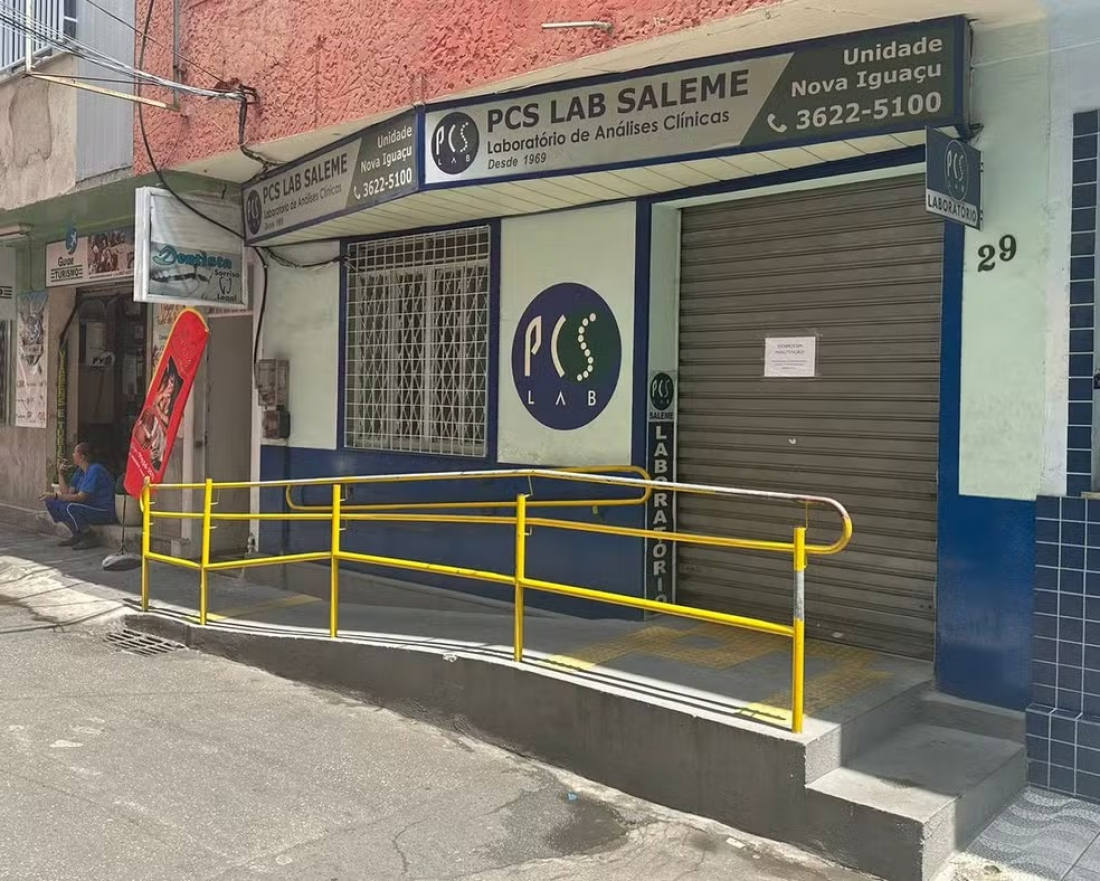 Laboratório no RJ já emitiu dezenas de exames errados de HIV, inclusive de crianças