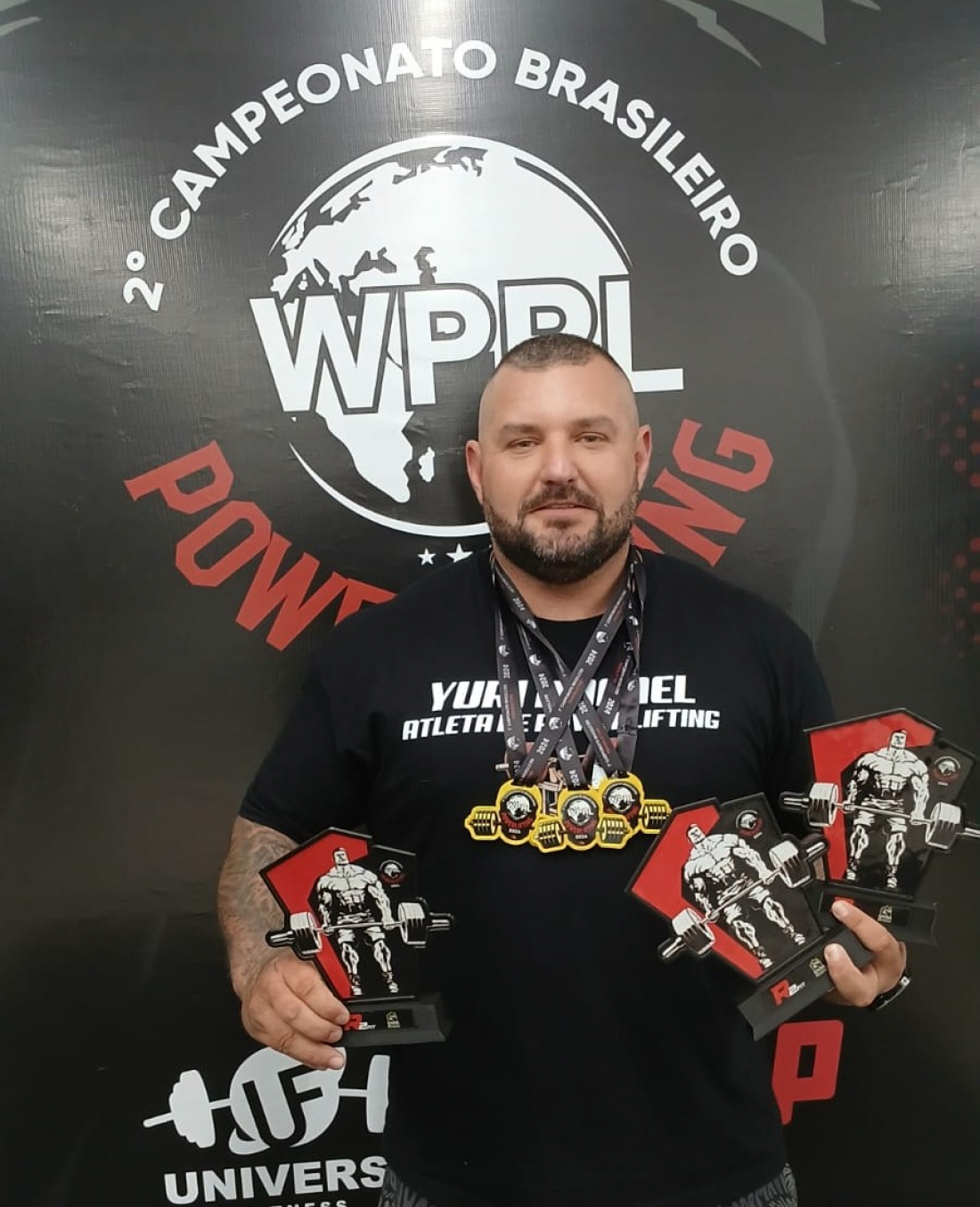 Atleta de Laguna é campeão do Brasileiro de Powerlifting