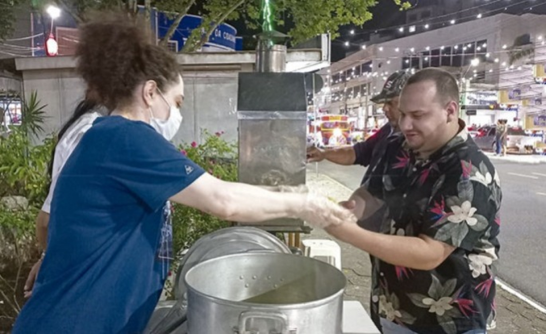 Inscrições de ambulantes para venda de lanches no período de Natal abrem nesta segunda (4)