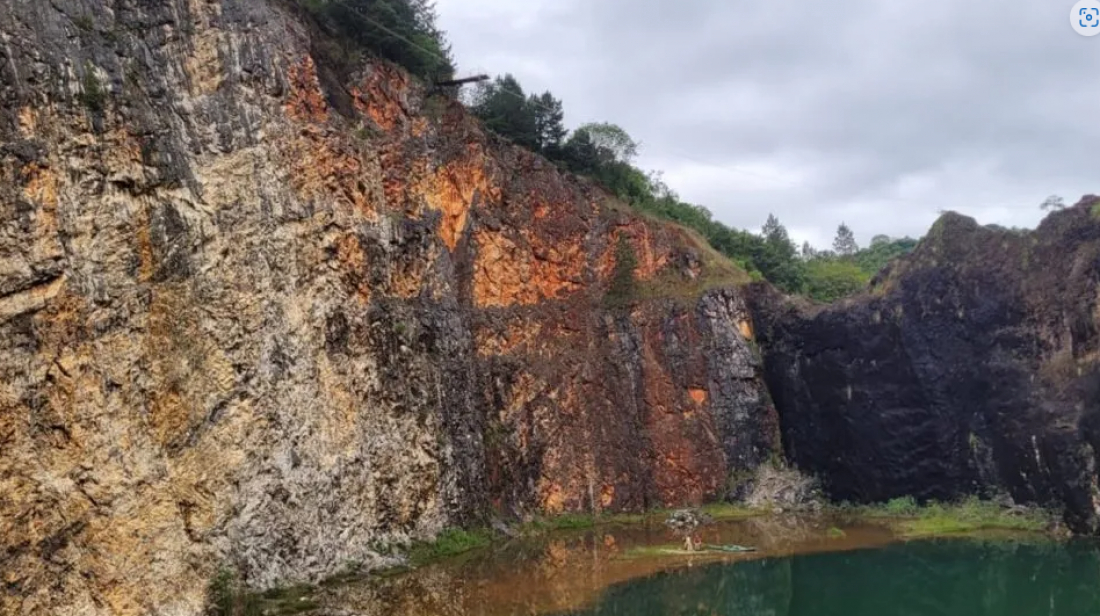 Turista de SC em excursão morre durante salto radical no Paraná