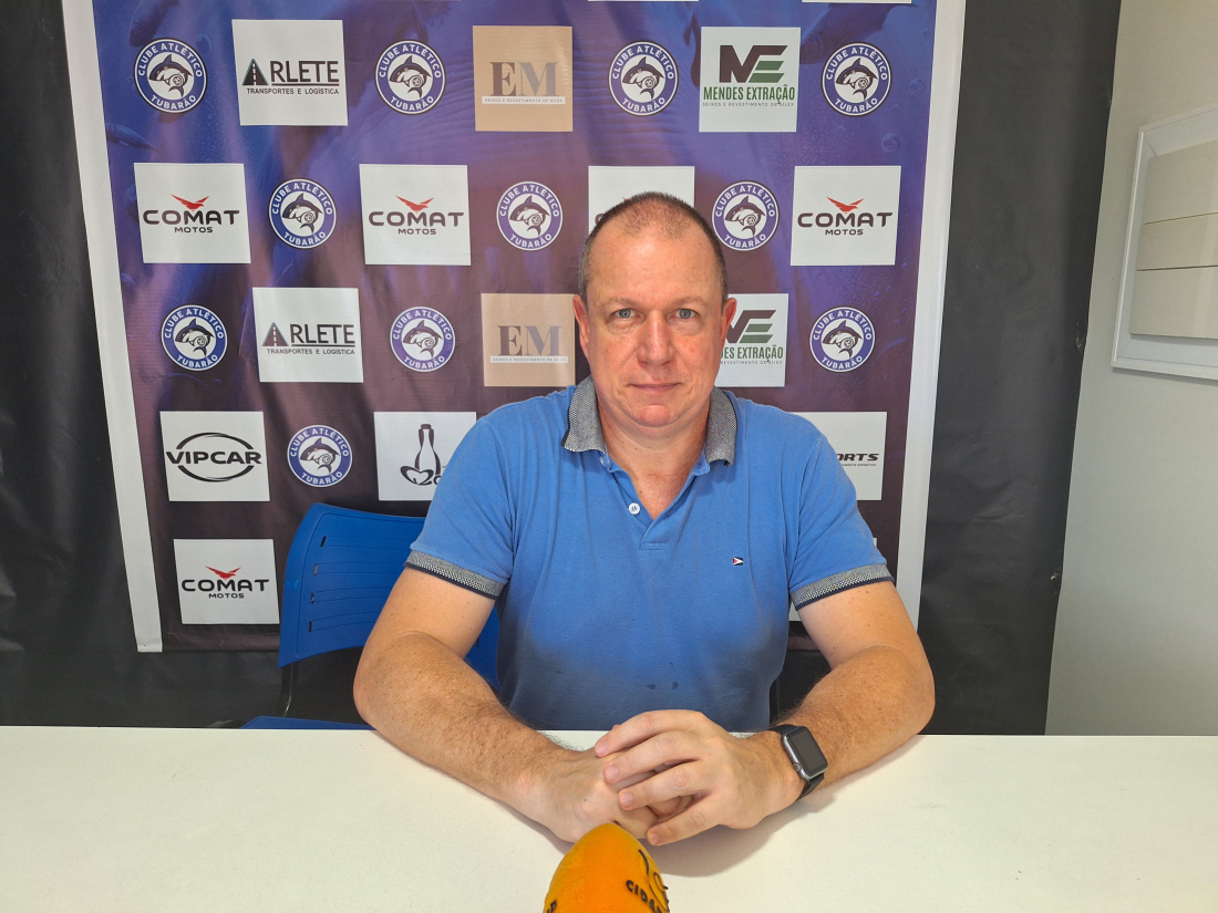 Tubarão anuncia Sandro Sargentim como novo técnico