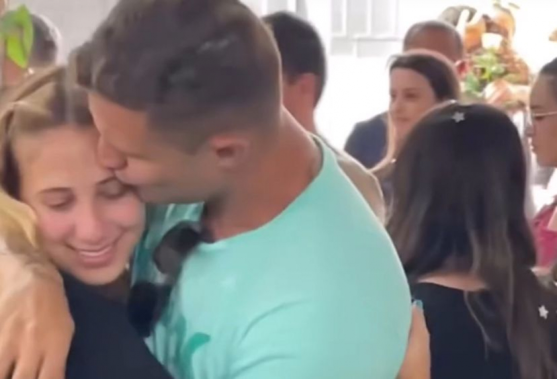 (Vídeo) Pais buscam alunos do terceirão da ETCT de Tubarão no último dia de aula