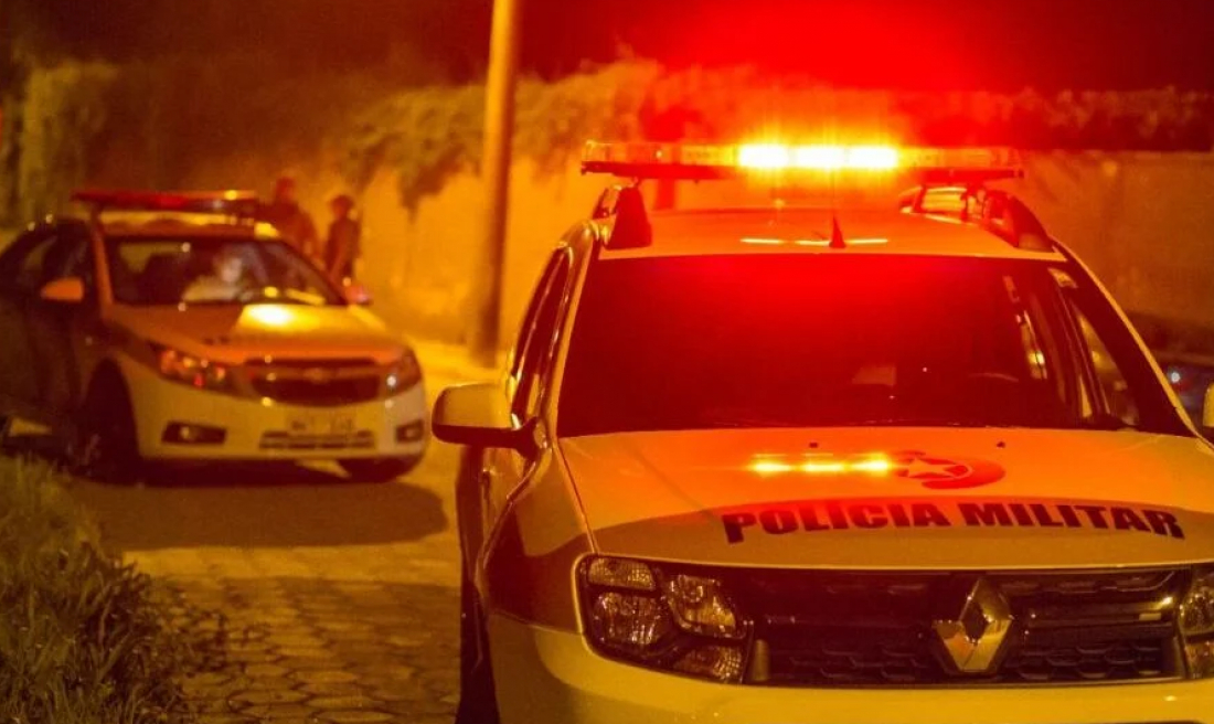 Criança de dois anos é salva após manobra de Heimlich realizada por policiais militares em Tubarão