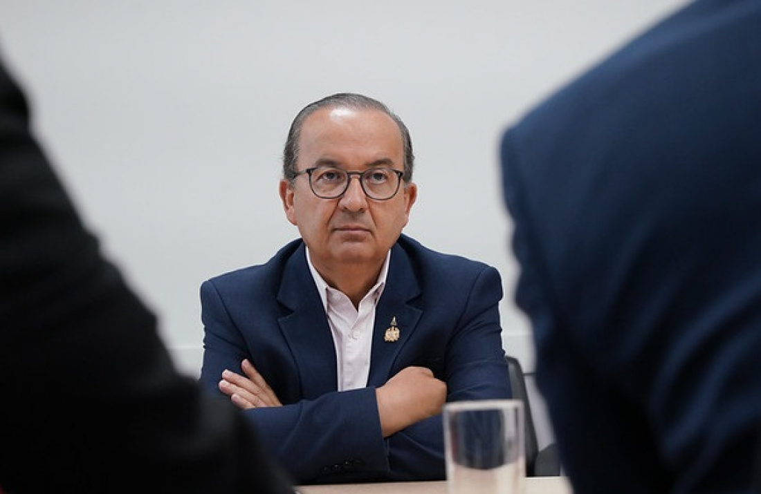 Jorginho Mello se manifesta após explosões em Brasília: 'Contra todo e qualquer atentado violento'