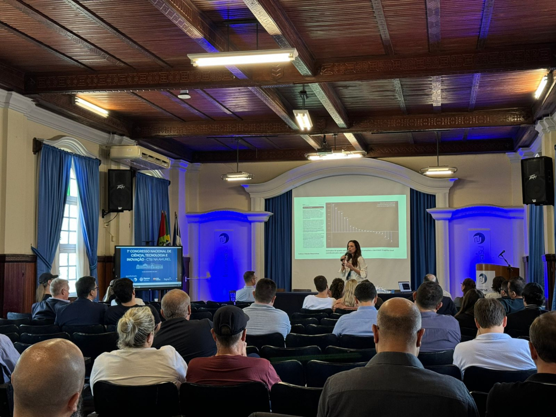 (Vídeo) Tubarão sedia 1º Congresso Nacional de Ciência, Tecnologia e Inovação