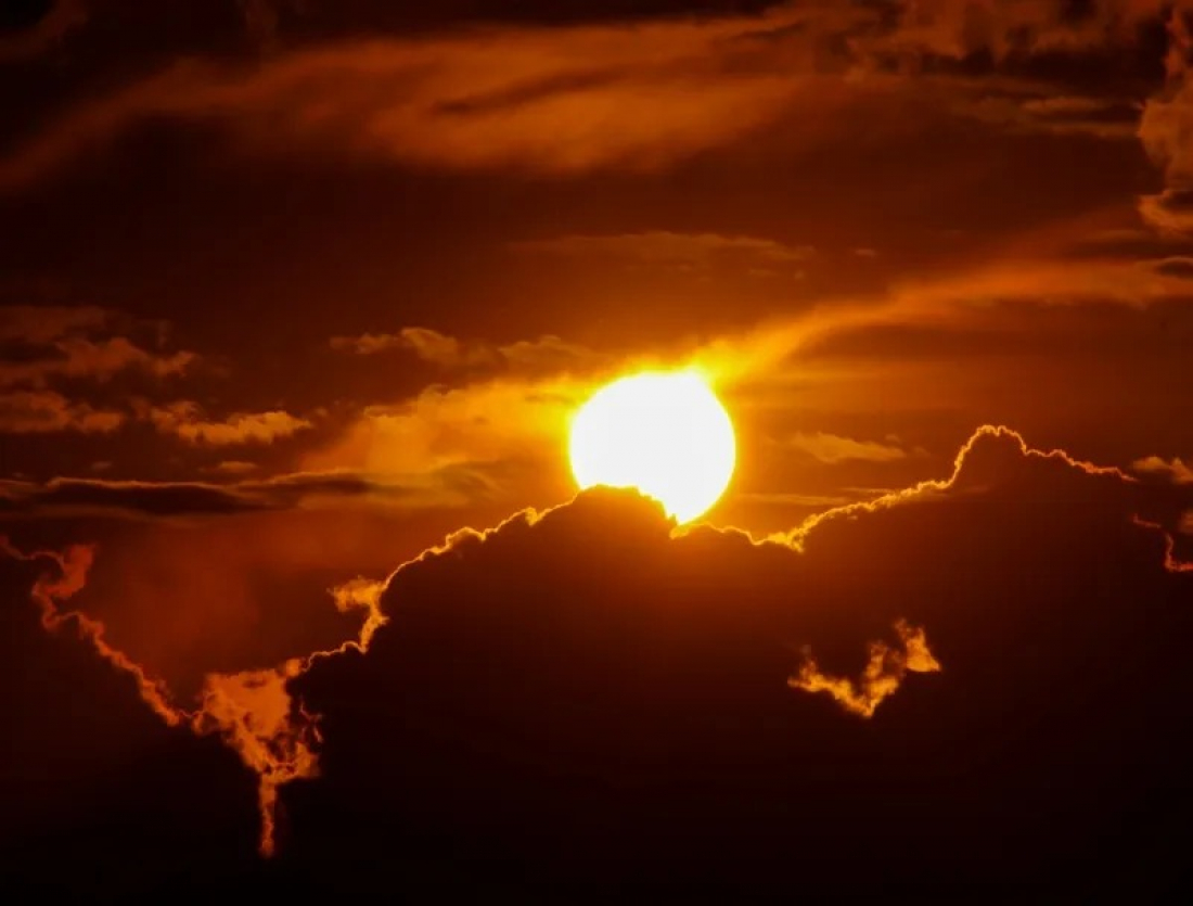 Previsão aponta domingo de sol e calor em SC; semana será chuvosa