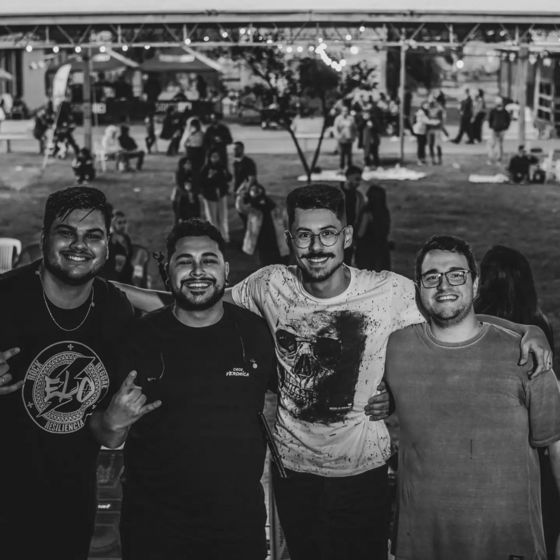 Banda de Tubarão lança nova música com clipe original