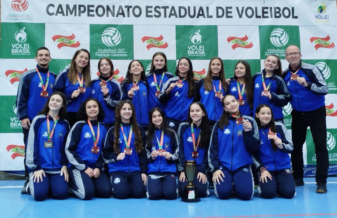 Associação de Vôlei de Tubarão conquista terceiro lugar no Campeonato Catarinense
