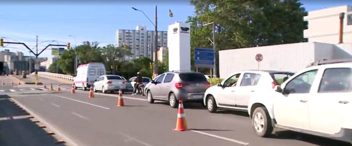 Tubarão tem trânsito intenso nesta segunda-feira devido à interdição da ponte Heriberto Hülse