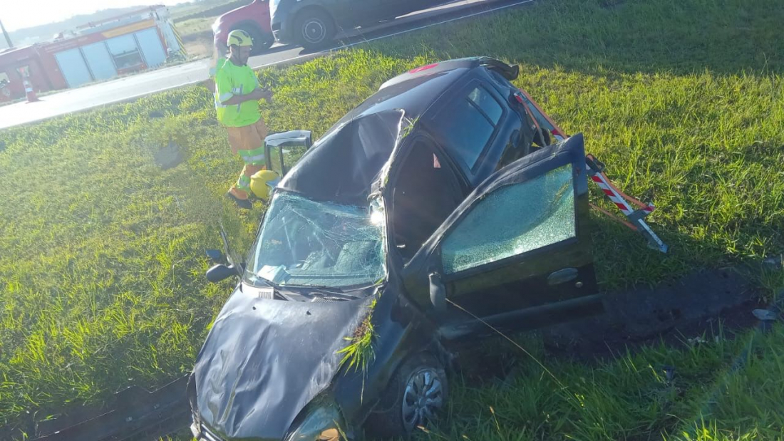 Acidente na BR-101 em Sangão deixa 5 vítimas e mobiliza equipes de resgate