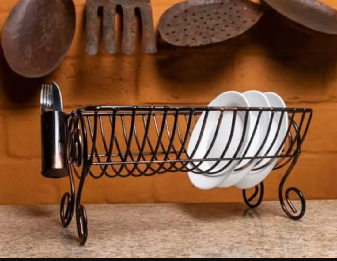 Agressor usa escorredor de louças e cabo de vassoura em ataque doméstico em Grão Pará