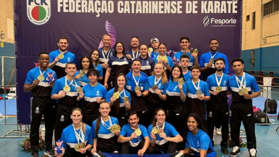 Karatê de Tubarão faz história nos JASC 2024 com 20 títulos no masculino e feminino