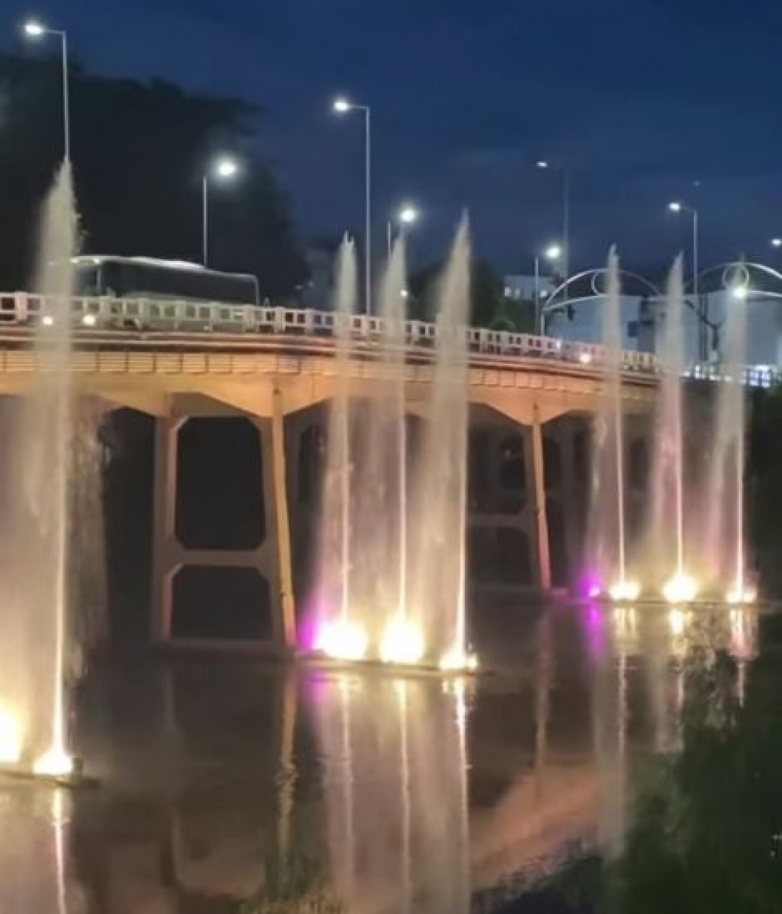 Show das águas dançantes no Rio Tubarão passa por primeiro teste