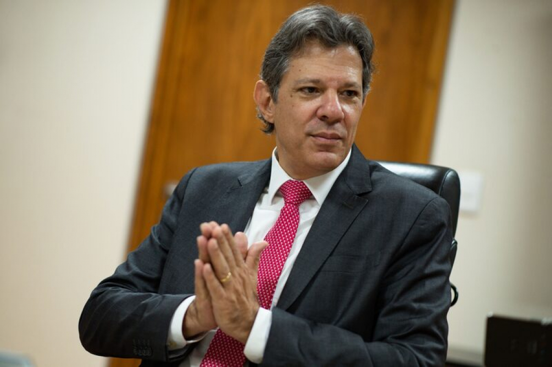 Haddad vai anunciar isenção no IR para quem ganha até R$ 5 mil