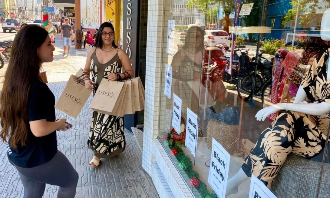 Comércio de Tubarão funcionará até as 22h na Black Friday