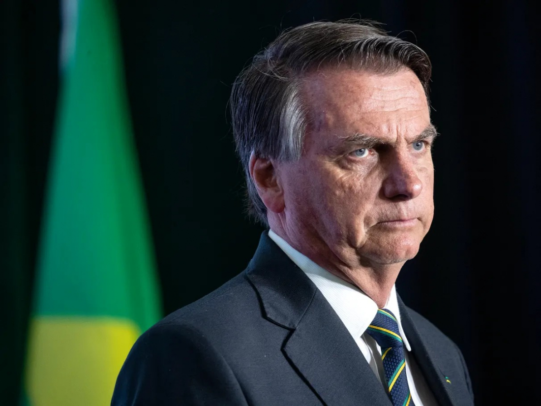 Advogado de Bolsonaro diz que ex-presidente seria traído por militares