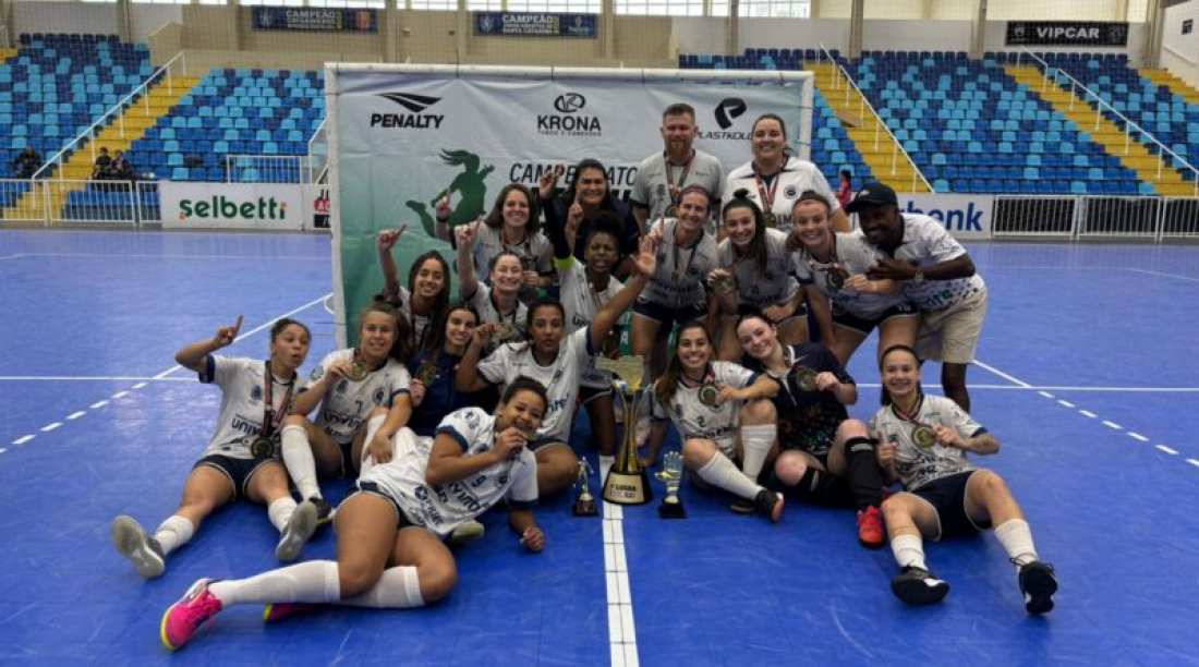 Futsal Feminino de Tubarão conquista o Campeonato Catarinense Série Prata