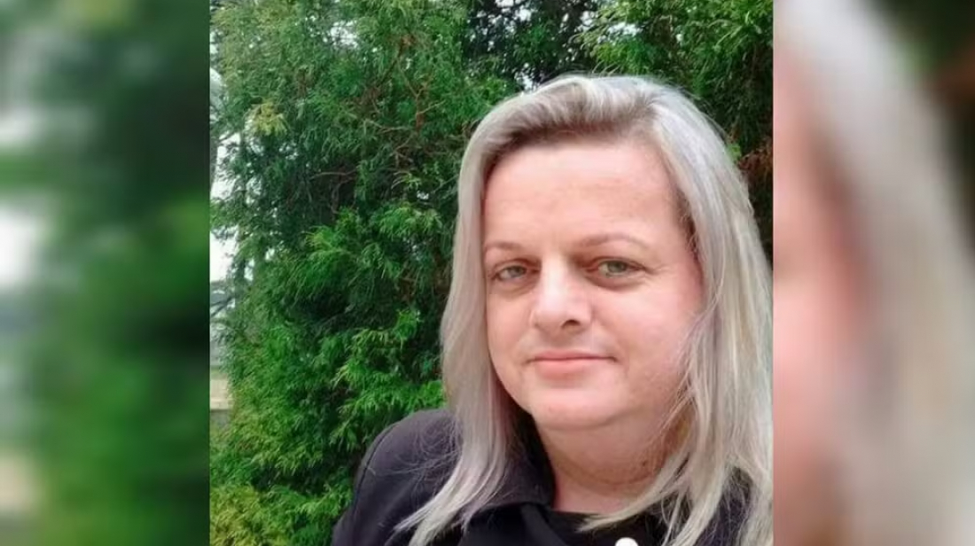 Em SC: Mulher que fez ofensas transfóbicas contra professora vai pagar R$ 15 mil