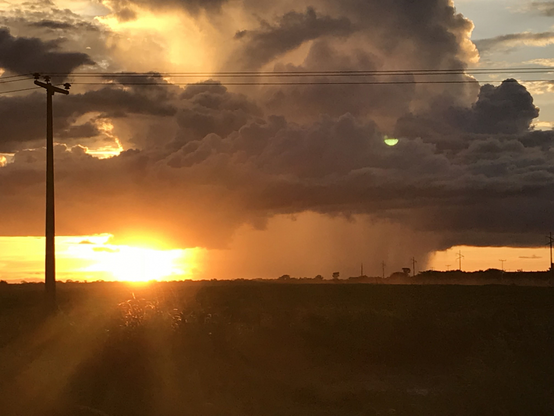 Temperaturas sobem e sol ‘dá as caras’, mas chuvas devem voltar em SC