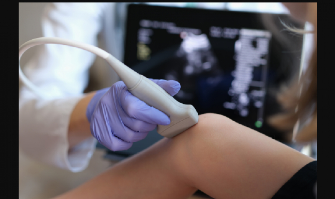 Mãe quase perde bebê após clínica de SC diagnosticar feto vivo como morto