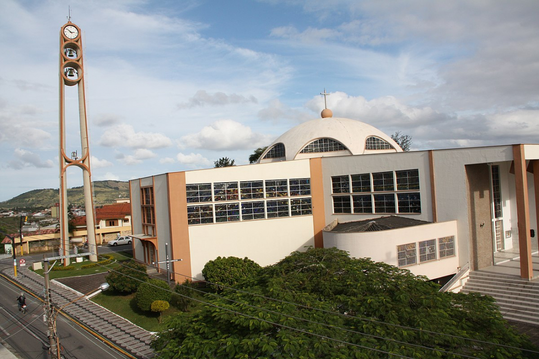 Com reforma na Catedral de Tubarão, missas serão celebradas no Centro de Eventos
