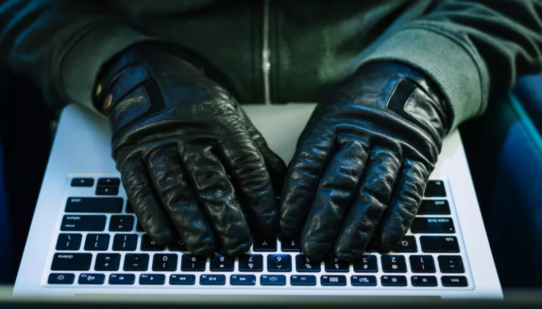 De Airbnb falso a golpes online: evite fraudes em alta no fim de ano