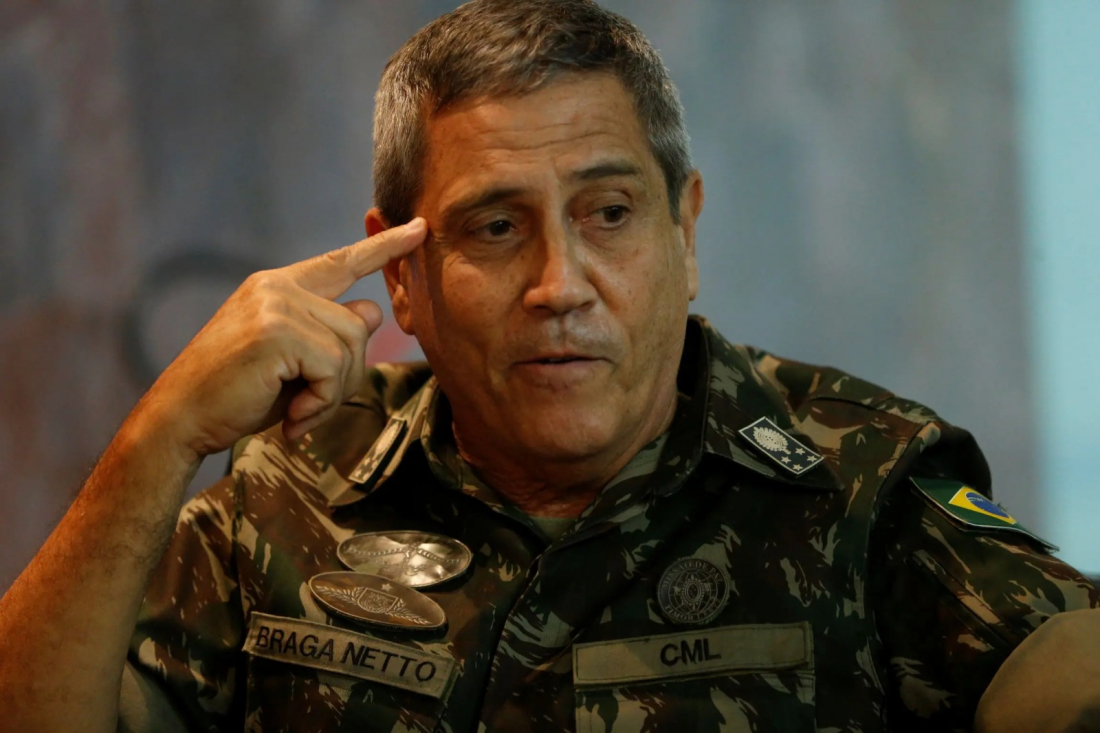 PGR defende manutenção da prisão de Braga Netto