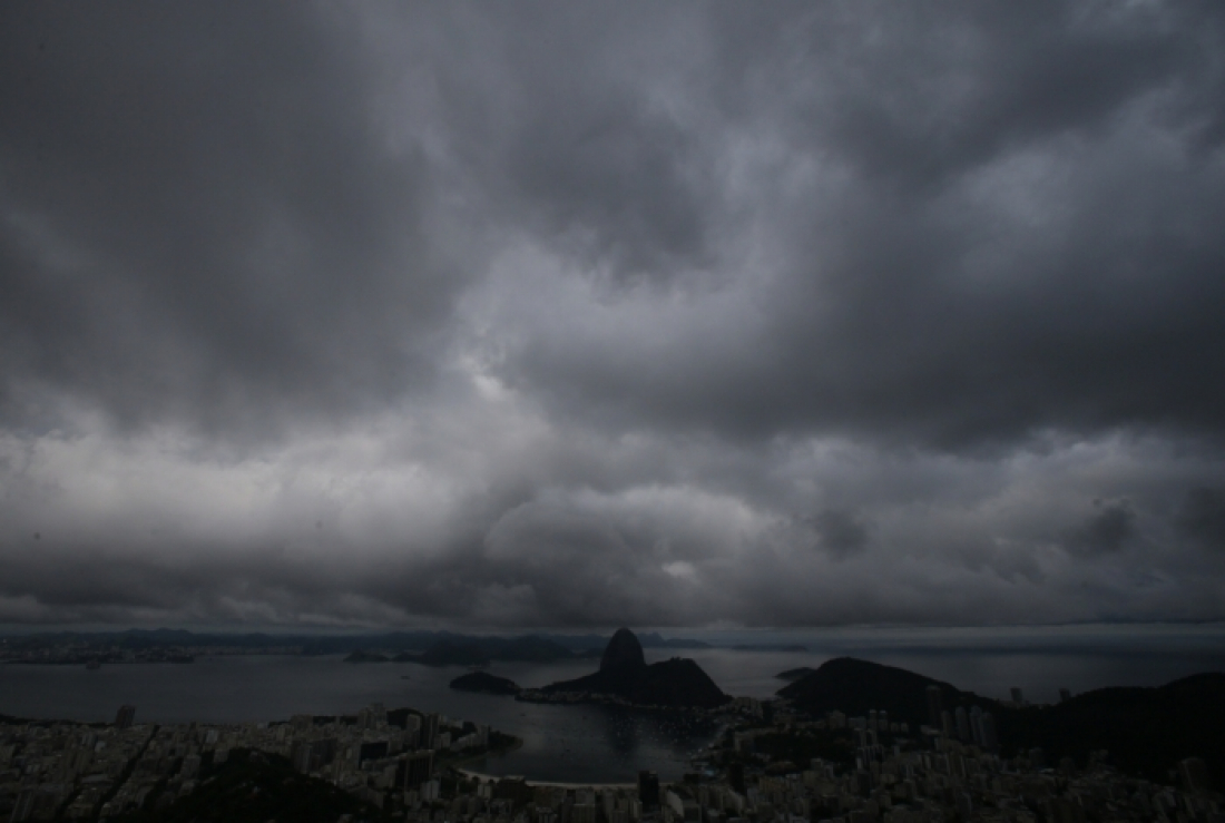 Previsão aponta domingo de chuva e temporais isolados