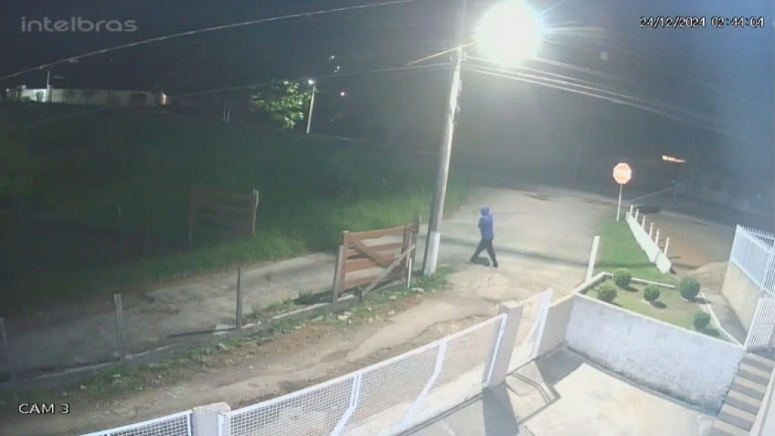 Ladrões furtam cabos de telefonia às margens da SC-370 em Tubarão*