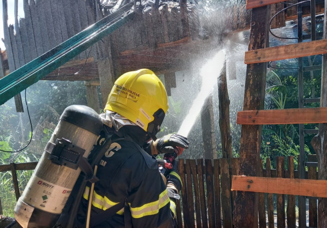 Incêndio em serraria mobiliza Bombeiros em Treze de Maio