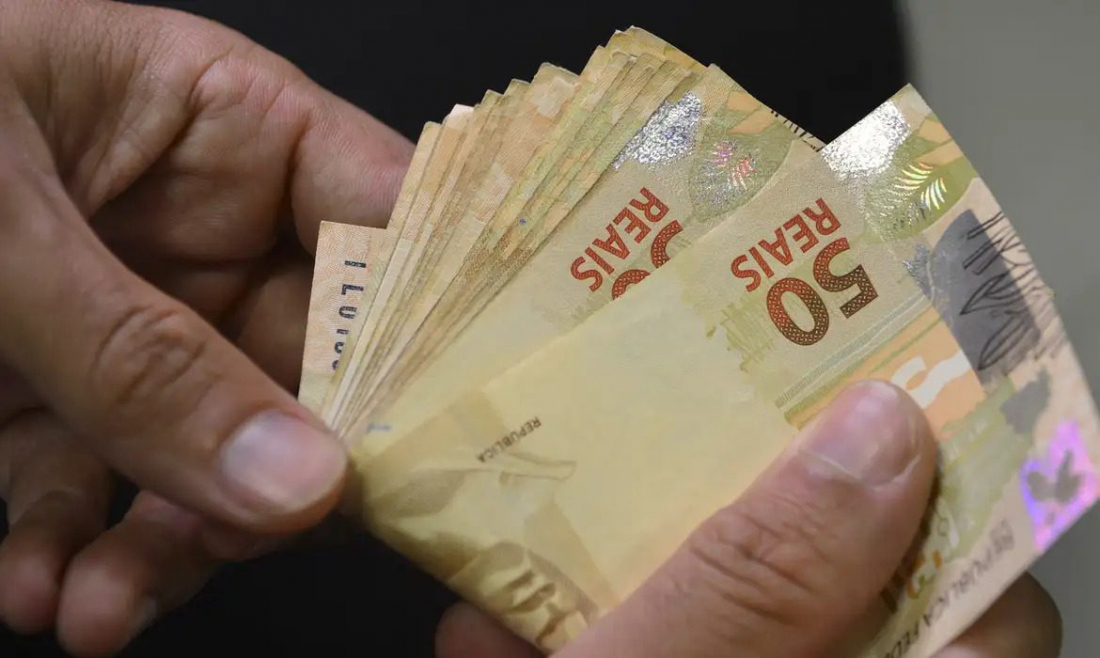 Salário mínimo será de R$ 1.518 a partir de 1º de janeiro