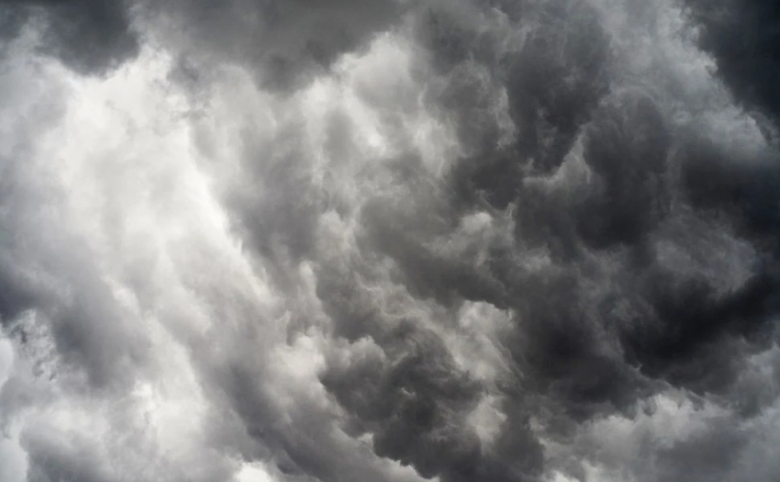 Frente fria traz temporais com raios e granizo para SC nesta quinta-feira