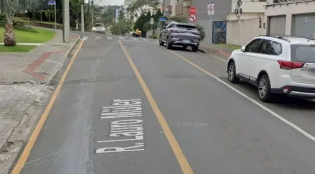 Criminosos invadem casa e furtam R$ 100 mil em joias no Centro de Criciúma