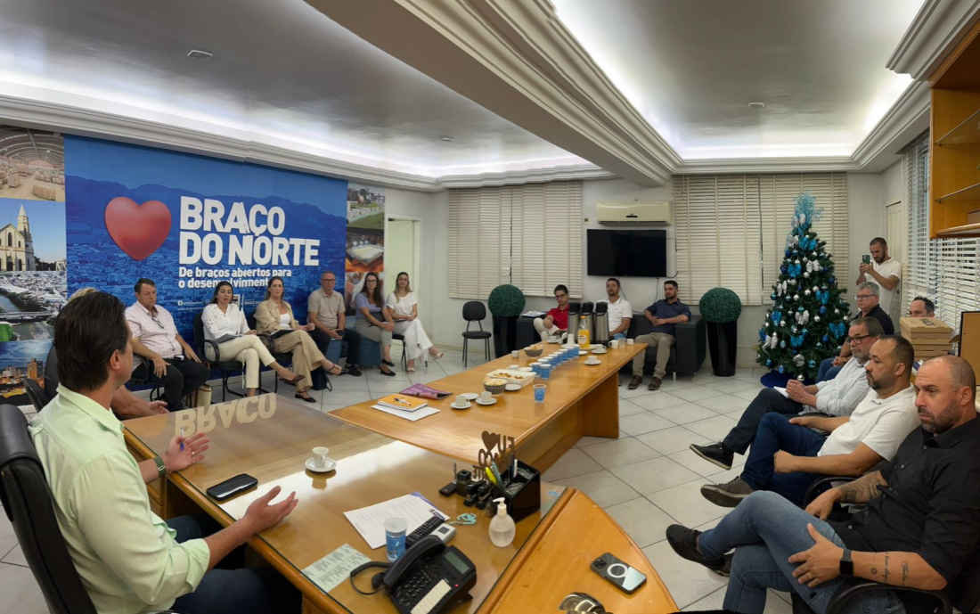Braço do Norte: Laurinho e Duda realizam primeira reunião com equipe de governo