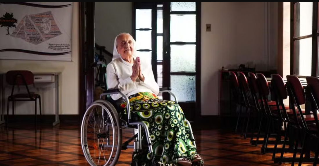 Brasileira se torna a pessoa mais velha do mundo, diz LongeviQuest