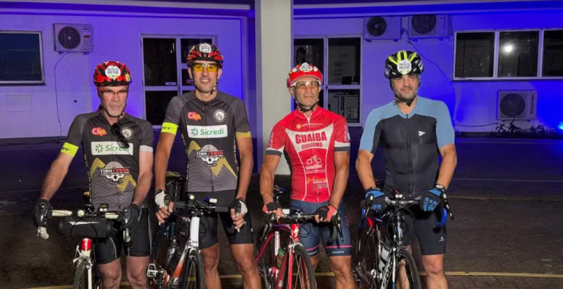 Prefeito de cidade do RS atingida por enchente pedala 700 km até SC para agradecer solidariedade