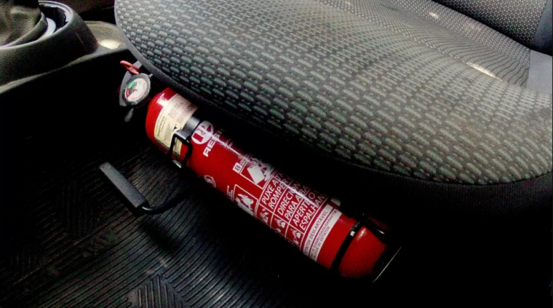 Volta do extintor obrigatório avança e pode afetar carros feitos desde 2015