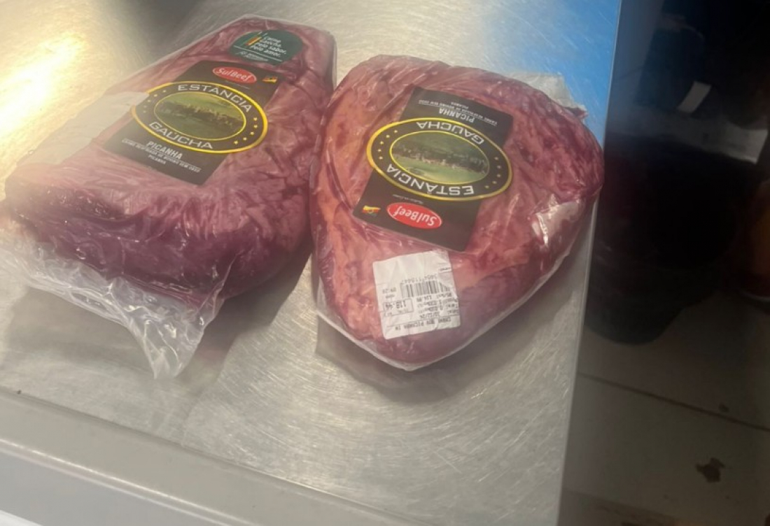 Homem é preso em flagrante ao furtar picanha em mercado de Laguna