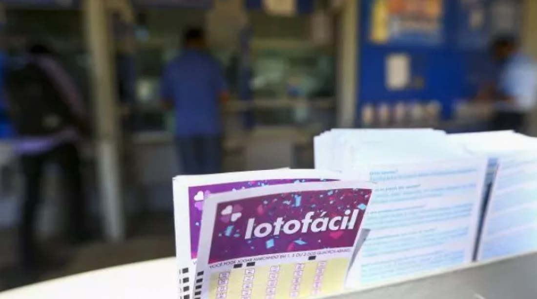 Apostador de SC ganha bolada de meio milhão de reais na Lotofácil