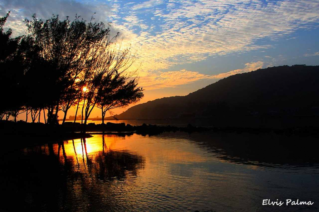 Calor e chuvas de verão devem marcar início da semana em SC